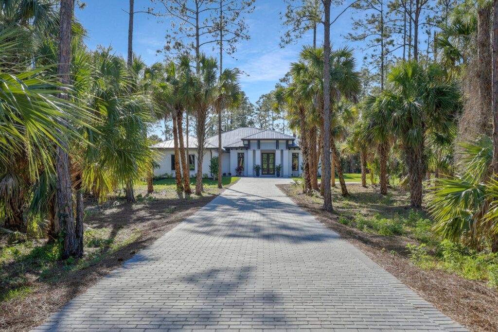 933 11th St SW, Naples, FL 34117 (1)