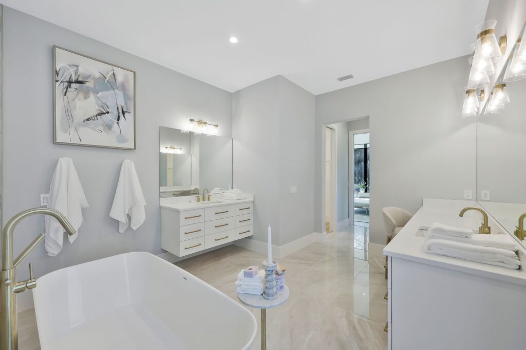 933 11th St SW, Naples, FL 34117 (19)